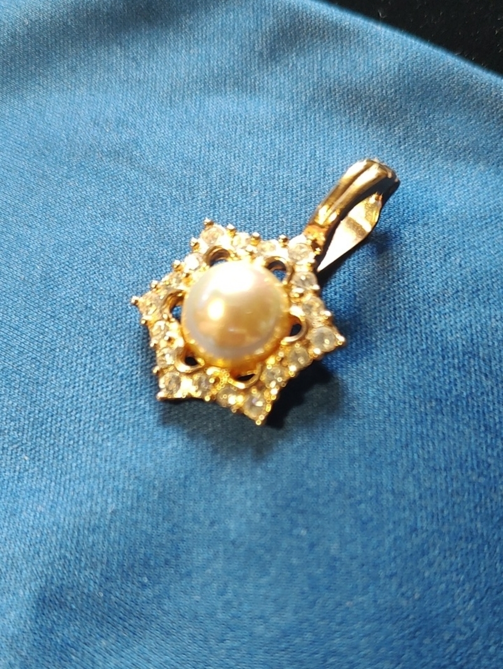 Enhancer Pendant